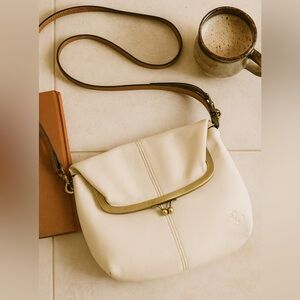 Patricia Nash KISSLOCK Satchel
